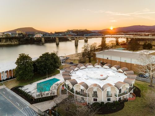 456 River St, Chattanooga, TN, 37405-4176 | Card Image