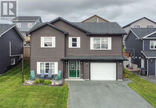 29 Hartland Ave, Paradise, NL, A1L0V2 | Card Image