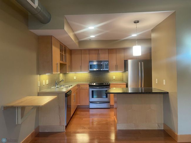 Kitchen 2 | Image 13
