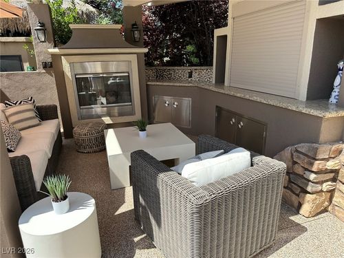 398-8175 Arville St, Las Vegas, NV, 89139-7111 | Card Image