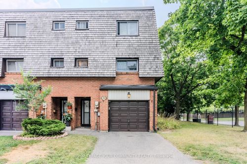 34-30 Briar Path, Brampton, ON, L6T2A3 | Card Image
