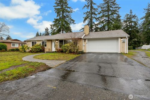 9022 Lorraine Ave S, Lakewood, WA, 98499-9126 | Card Image
