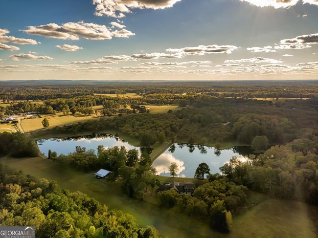 2066 Drew Allen Rd, House other with 4 bedrooms, 3 bathrooms and 3 parking in Williamson GA | Image 97