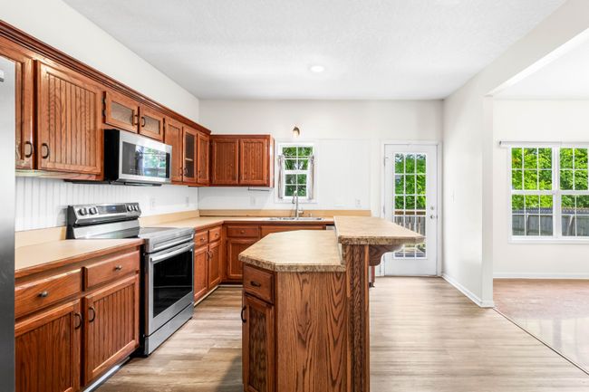 134 N Cavalcade Cir, House other with 3 bedrooms, 3 bathrooms and 6 parking in Oak Grove KY | Image 16
