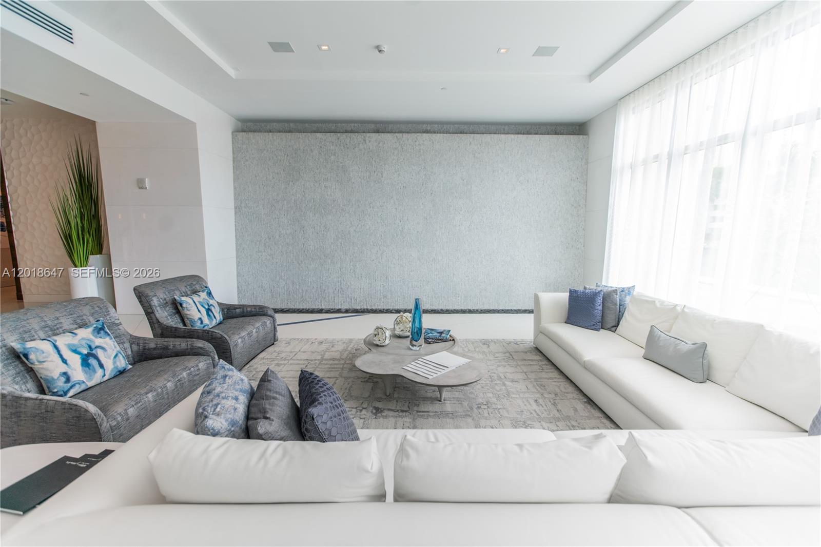 Residential Lease in Sunny Isles Beach 3