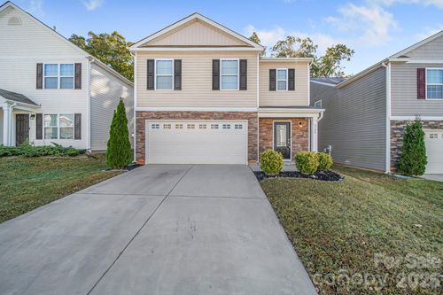 3120 Green Apple Dr, Dallas, NC, 28034-9615 | Card Image