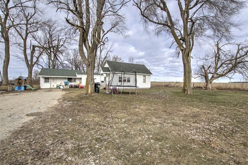 5527 N Route 48, Decatur, IL, 62526-8744 | Card Image