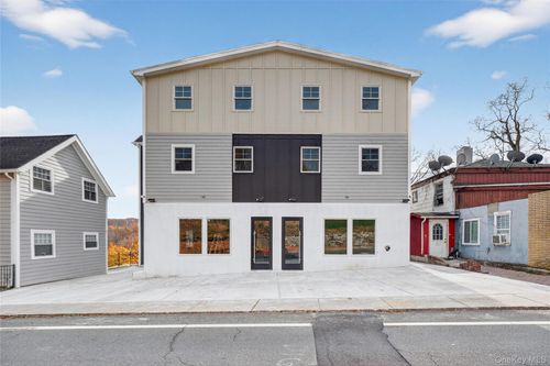 99 Main St, Brewster, NY, 10509-1435 | Card Image