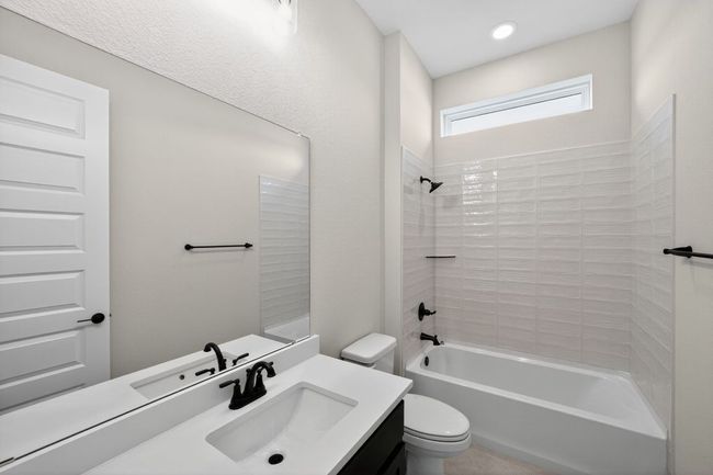 Full bathroom with washtub / shower combination and vanity | Image 21