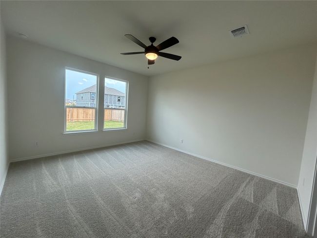 15101 Onager Pass, House other with 3 bedrooms, 2 bathrooms and 2 parking in Manor TX | Image 5