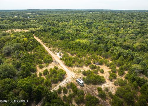 000 Swift Rd, Henley, MO, 65040 | Card Image