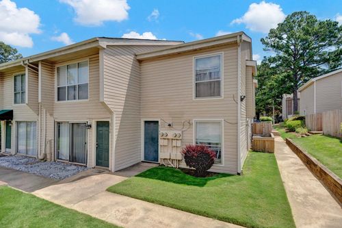 6761-6761 Meadow Oak Pl, Memphis, TN, 38120-4581 | Card Image