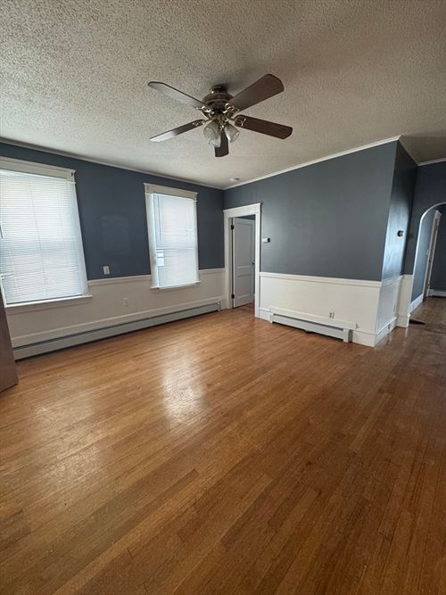 1-949 Locust Street, Fall River, MA, 02720 | Card Image