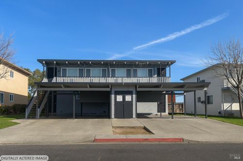 1724 Fillmore St, Fairfield, CA, 94533-3846 | Card Image