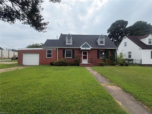 165 Commodore Dr, Norfolk, VA, 23503-4802 | Card Image