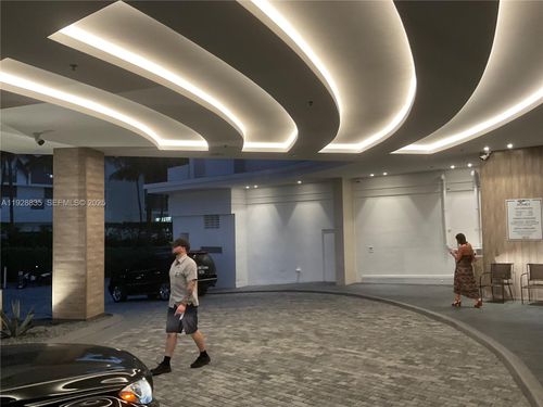 apt-704-2301 Collins Ave, Miami Beach, FL, 33139-1632 | Card Image