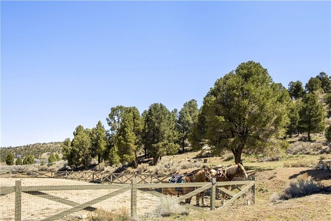 2000 Baldwin Lake Rd, House other with 4 bedrooms, 2 bathrooms and 14 parking in Big Bear City CA | Image 32