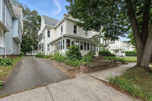 75-73 Pearl St, Holyoke, MA, 01040-2637 | Card Image