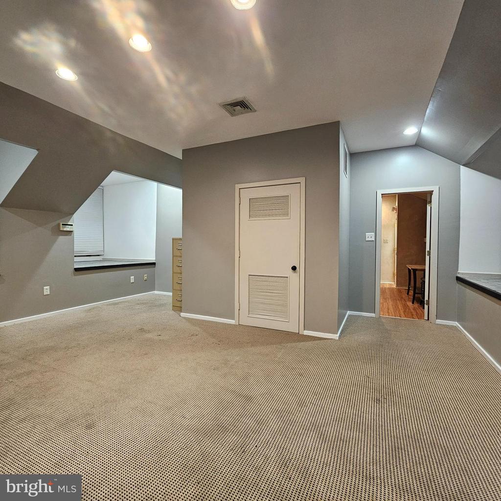 Commercial Lease in VINELAND 3