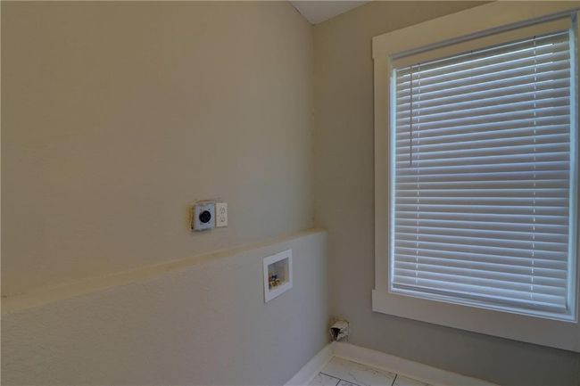 153 E Norway St, House other with 3 bedrooms, 1 bathrooms and 3 parking in Walnut Springs TX | Image 18