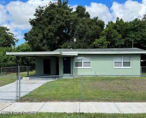1725 31st St Nw, Winter Haven, FL, 33881-2005 | Card Image