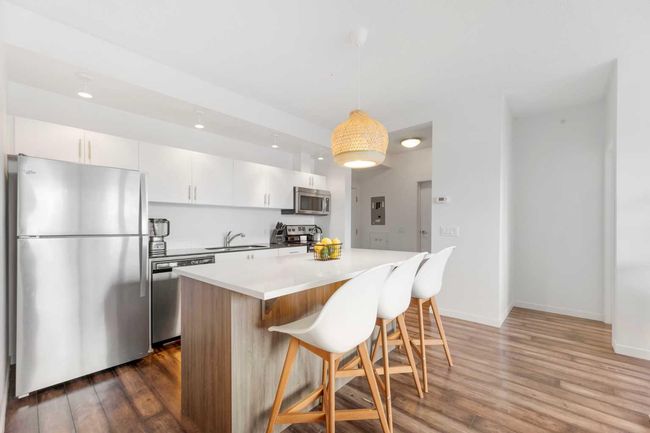 302 - 4818 Varsity Drive Nw, Condo with 2 bedrooms, 1 bathrooms and 1 parking in Calgary AB | Image 11