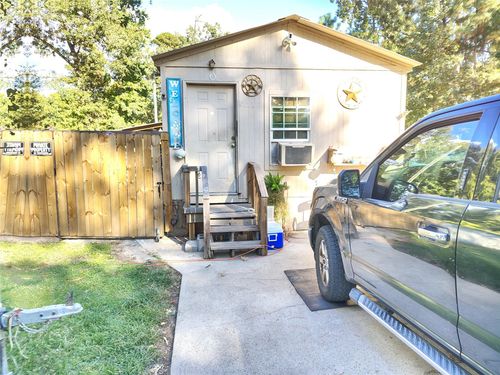 404 Lakeside Loop, Trinity, TX, 75862-4220 | Card Image