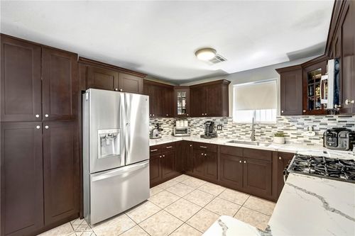 13250 Mercer St, Pacoima, CA, 91331 | Card Image