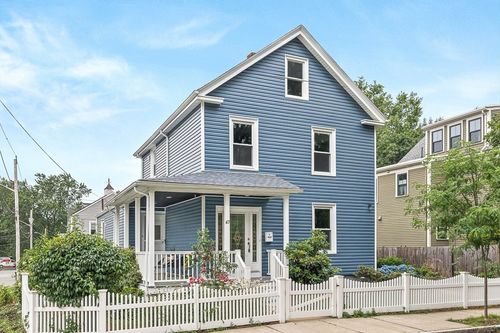 67 Prescott St, Medford, MA, 02155-3615 | Card Image