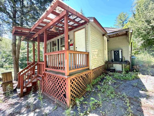 3286 Vt Route 113, West Fairlee, VT, 05083-8833 | Card Image