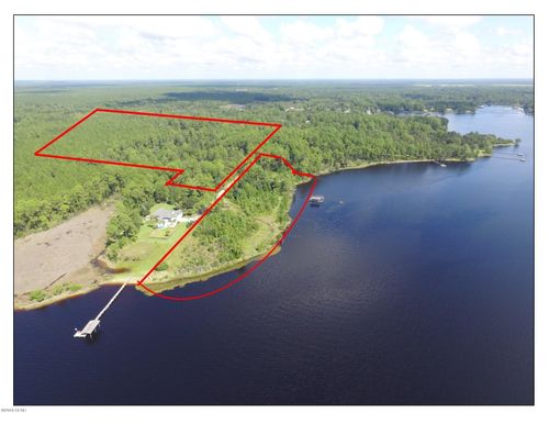 6822 Hilliard St, Southport, FL, 32409-1237 | Card Image