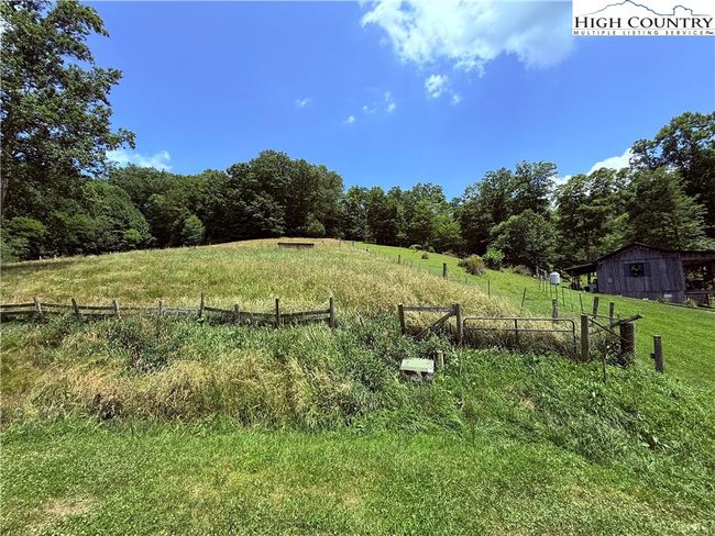 201 Colt Creek Rd, House other with 1 bedrooms, 1 bathrooms and null parking in Lansing NC | Image 5