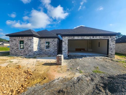 38 Wedgewood Dr, Greenbrier, AR, 72058-9803 | Card Image