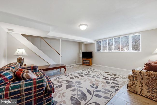 810 S Dinwiddie St, Home with 3 bedrooms, 2 bathrooms and null parking in ARLINGTON VA | Image 12