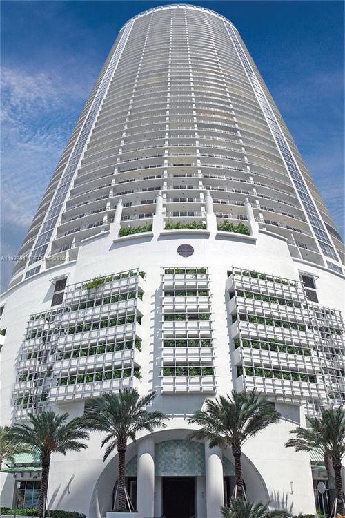 apt-1615-1750 N Bayshore Dr, Miami, FL, 33132-3206 | Card Image