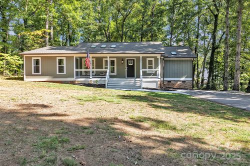 221 5th St Ne, Conover, NC, 28613-2050 | Card Image