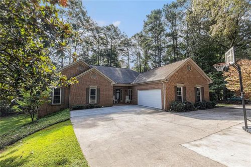 205 Wyngate Cir, Fayetteville, GA, 30215-2460 | Card Image