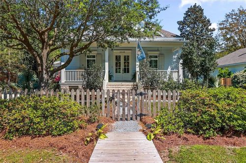 2335 Livingston St, Mandeville, LA, 70448-5130 | Card Image