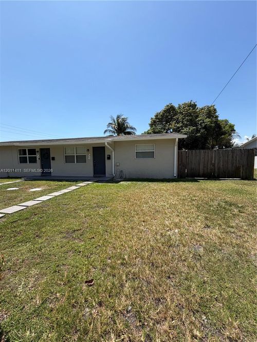 9252-9250 Sw 168th St, Palmetto Bay, FL, 33157 | Card Image