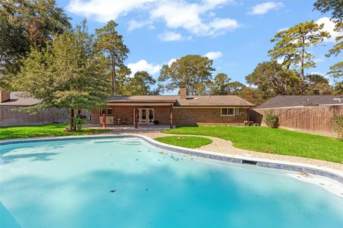 626 Silverton St, Spring, TX, 77373-5533 | Card Image