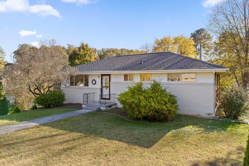 3620 Parham Dr, Chattanooga, TN, 37412-1833 | Card Image