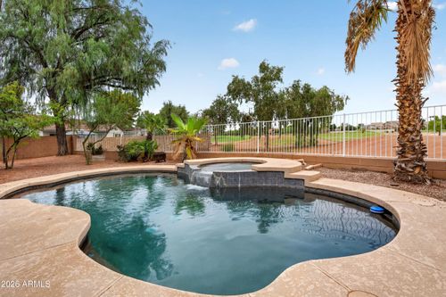 984 S Western Skies Dr, Gilbert, AZ, 85296-3707 | Card Image