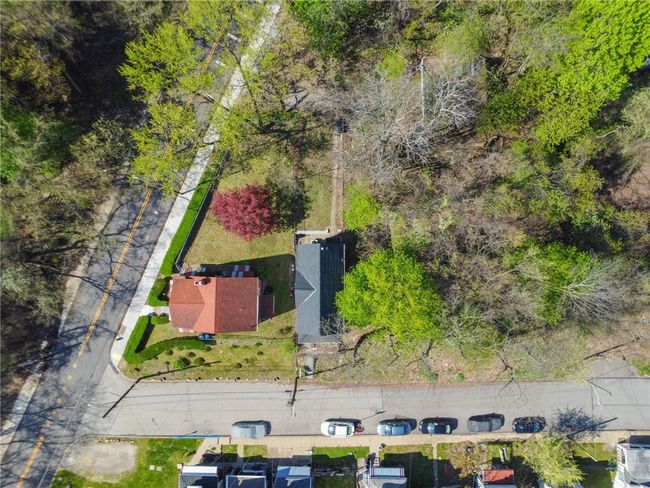 4810 Columbo St, House other with 3 bedrooms, 1 bathrooms and 1 parking in Pittsburgh PA | Image 4
