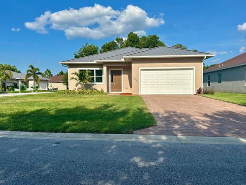 660 Ne Moss Rose Pl, Port St. Lucie, FL, 34983-2311 | Card Image