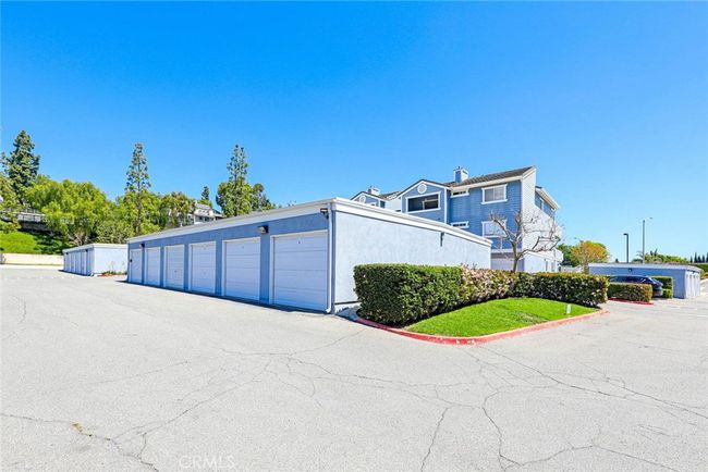 121F - 121 S Lakeview Ave, Condo with 2 bedrooms, 2 bathrooms and 2 parking in Placentia CA | Image 15