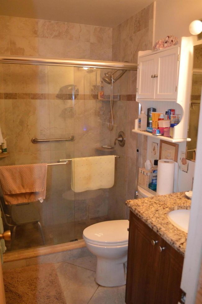 7 Bay Cedar Ct, Condo with 3 bedrooms, 2 bathrooms and null parking in Royal Palm Beach FL | Image 8