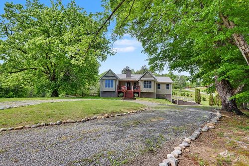 12 Chastain Rd, Murphy, NC, 28906-5698 | Card Image