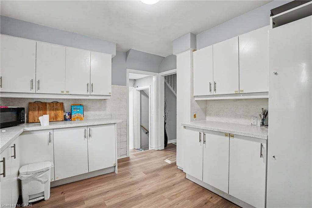 Residential in Hamilton 4