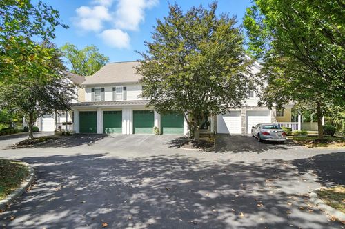 304 Sycamore Woods Ln, Gahanna, OH, 43230-5603 | Card Image