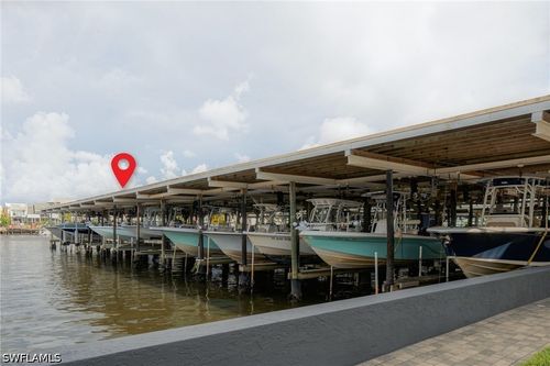 105a-1100 8th Ave S, NAPLES, FL, 34102-6954 | Card Image